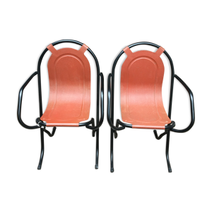 Paire de fauteuils en fer