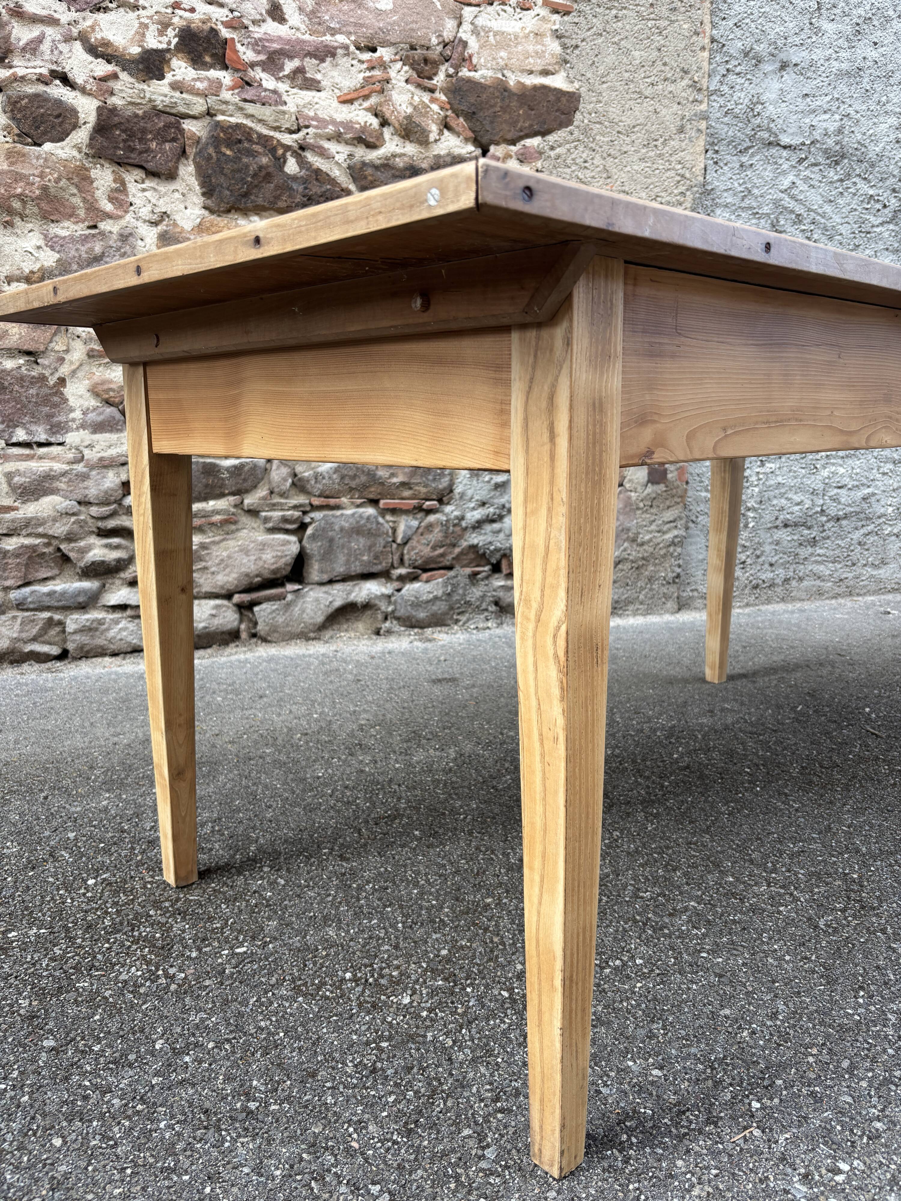 Raw fir farmhouse table