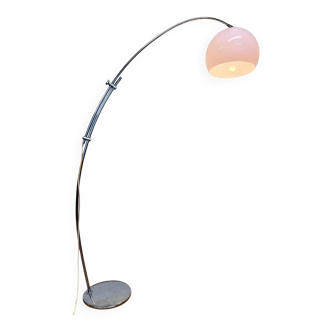 Design midcentury Harvey Guzzini style adjustable floor arc lamp, around 1970