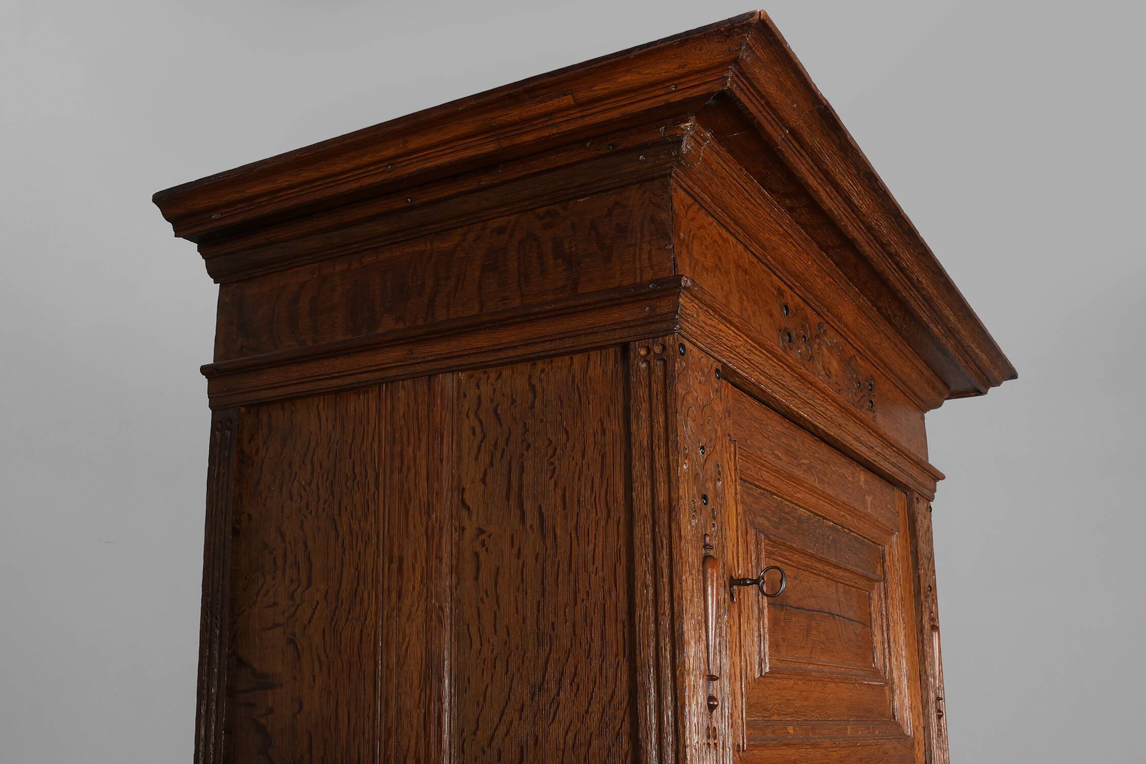 17th Century Belgian Renaissance Oak Cabinet with Concealed Lock