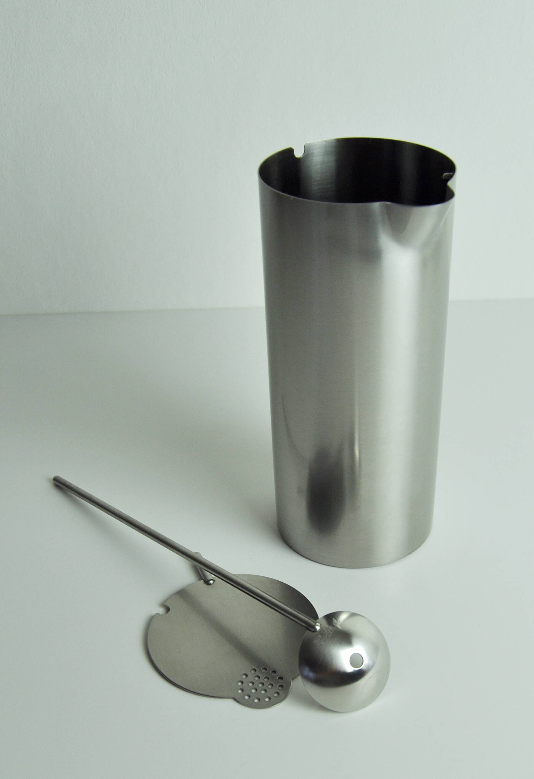 Stelton Cylinda-line Stainless Steel Martini Mixer by Arne Jacobsen, 1960s