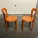 Paire de chaise modèle 33 par Bruno Rey