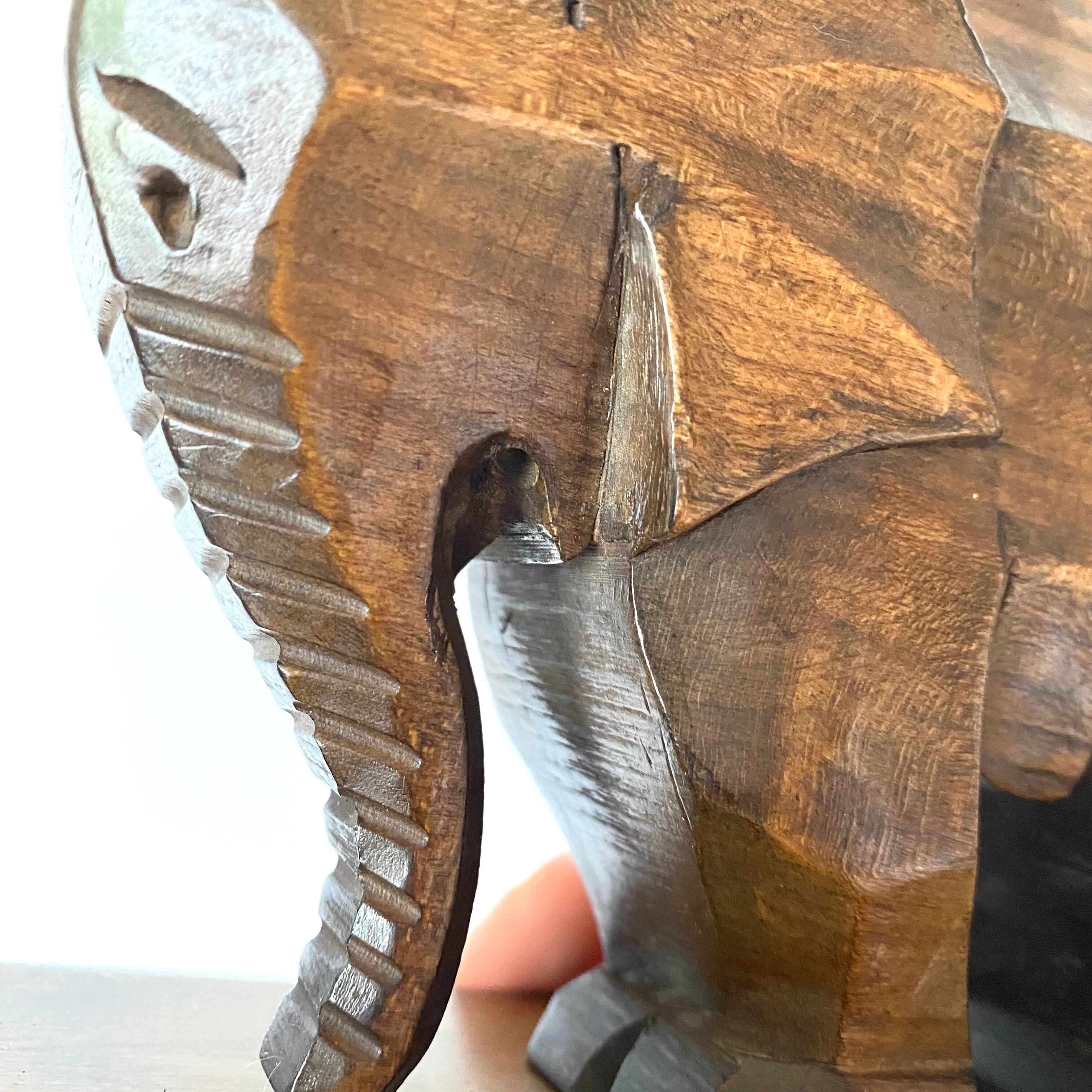 Serre livres éléphant en bois
