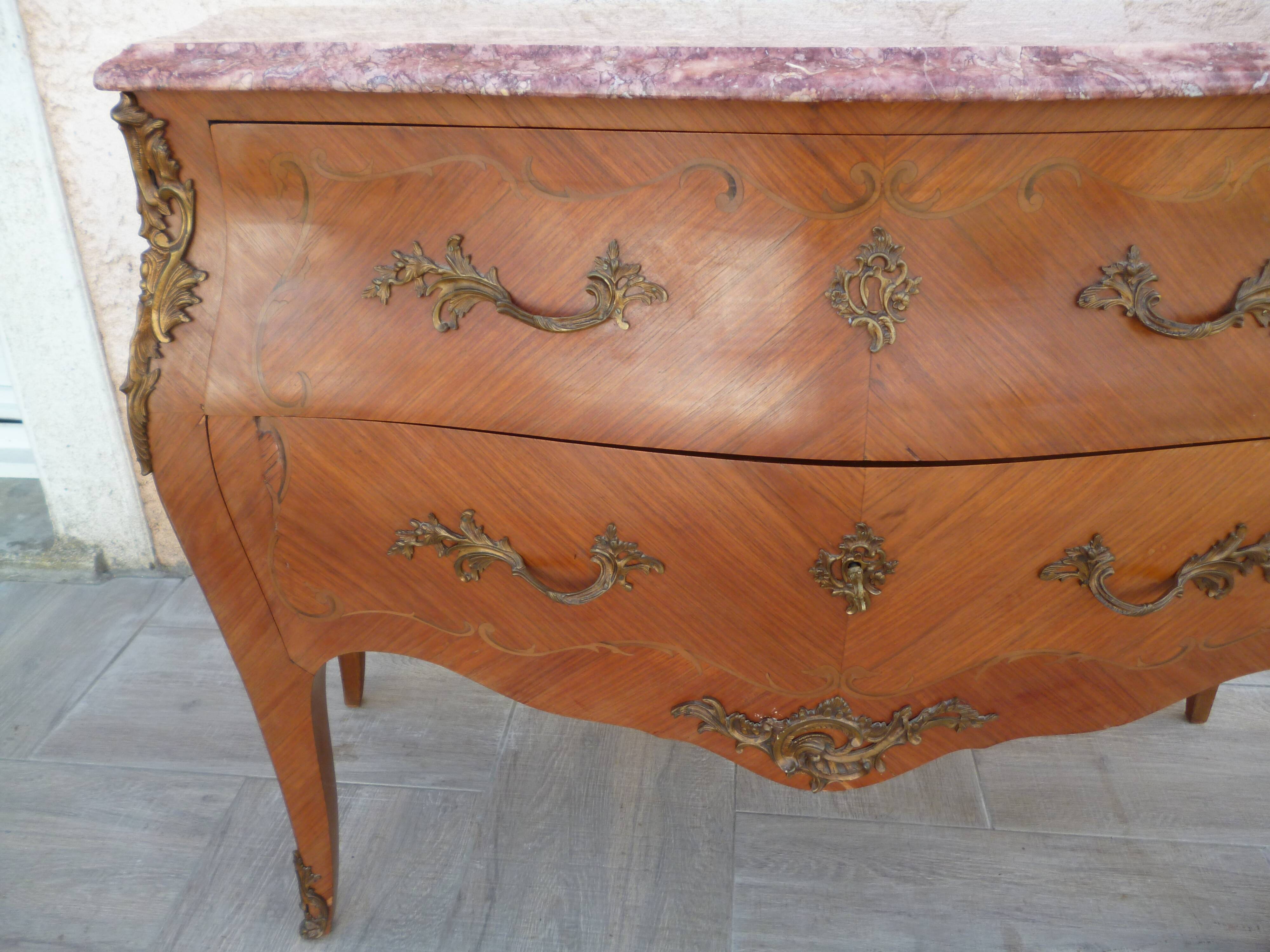 Curved dresser style Louis XV rosewood