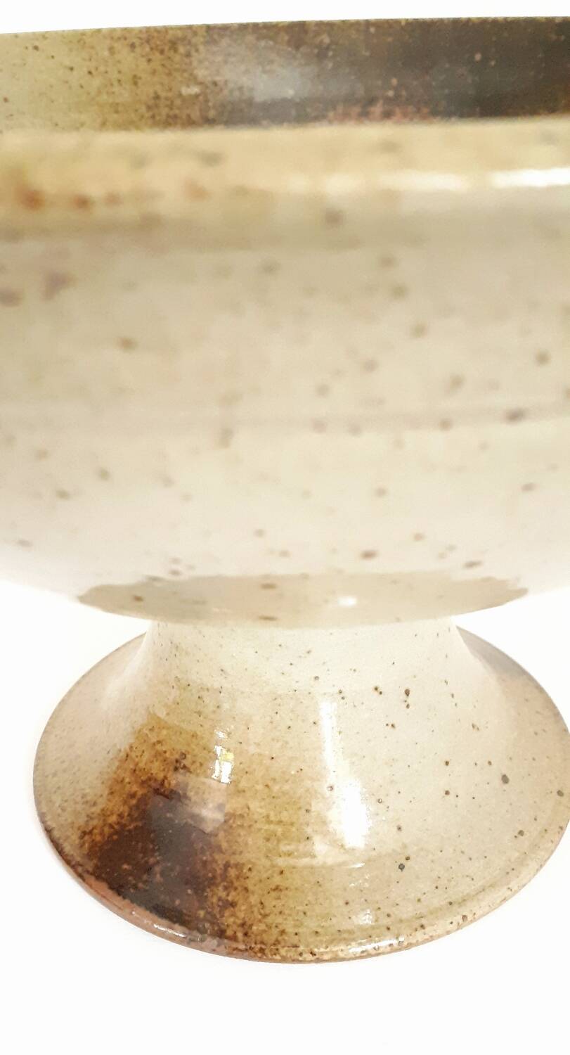 Pretty vintage stoneware bowl