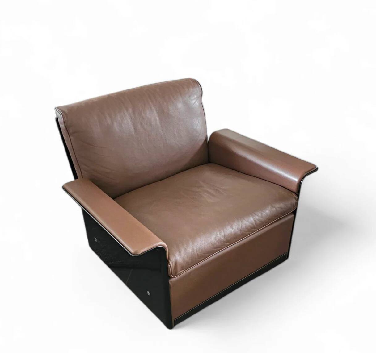 2 x Black shell & brown leather 620 chair programme lounge chair by Dieter Rams for Vitsoe, 1980s, top condition