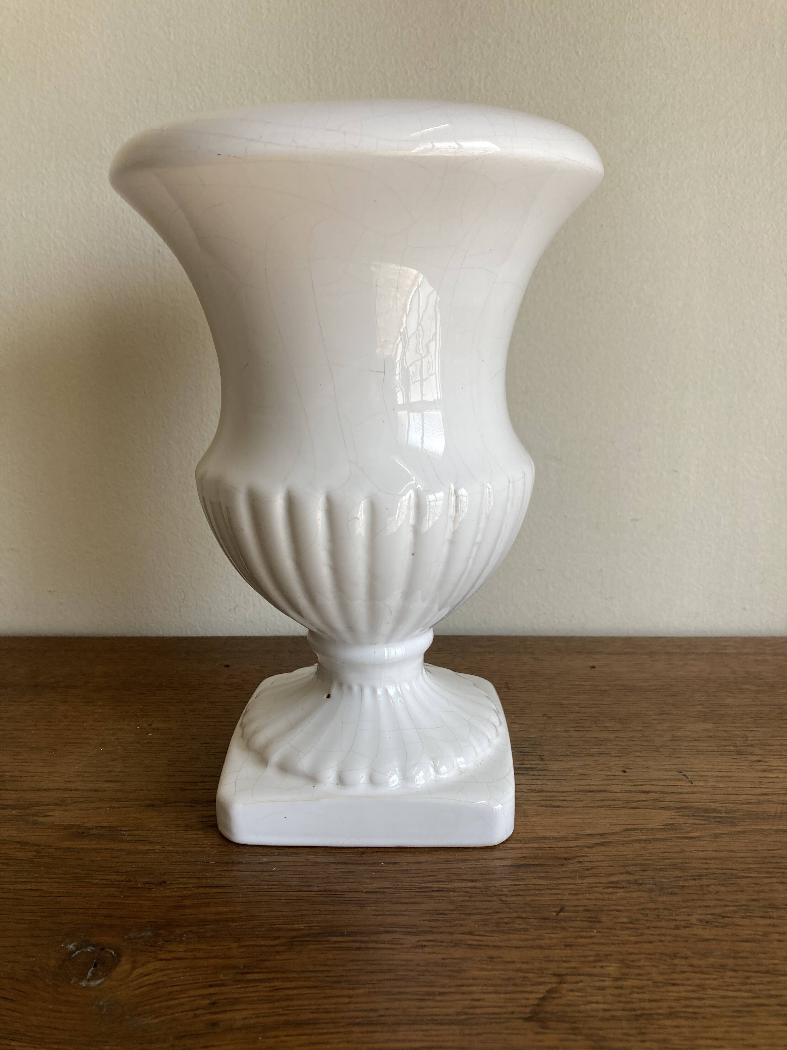 Cache pot médicis ancien XL néo classique en terre blanche 1950