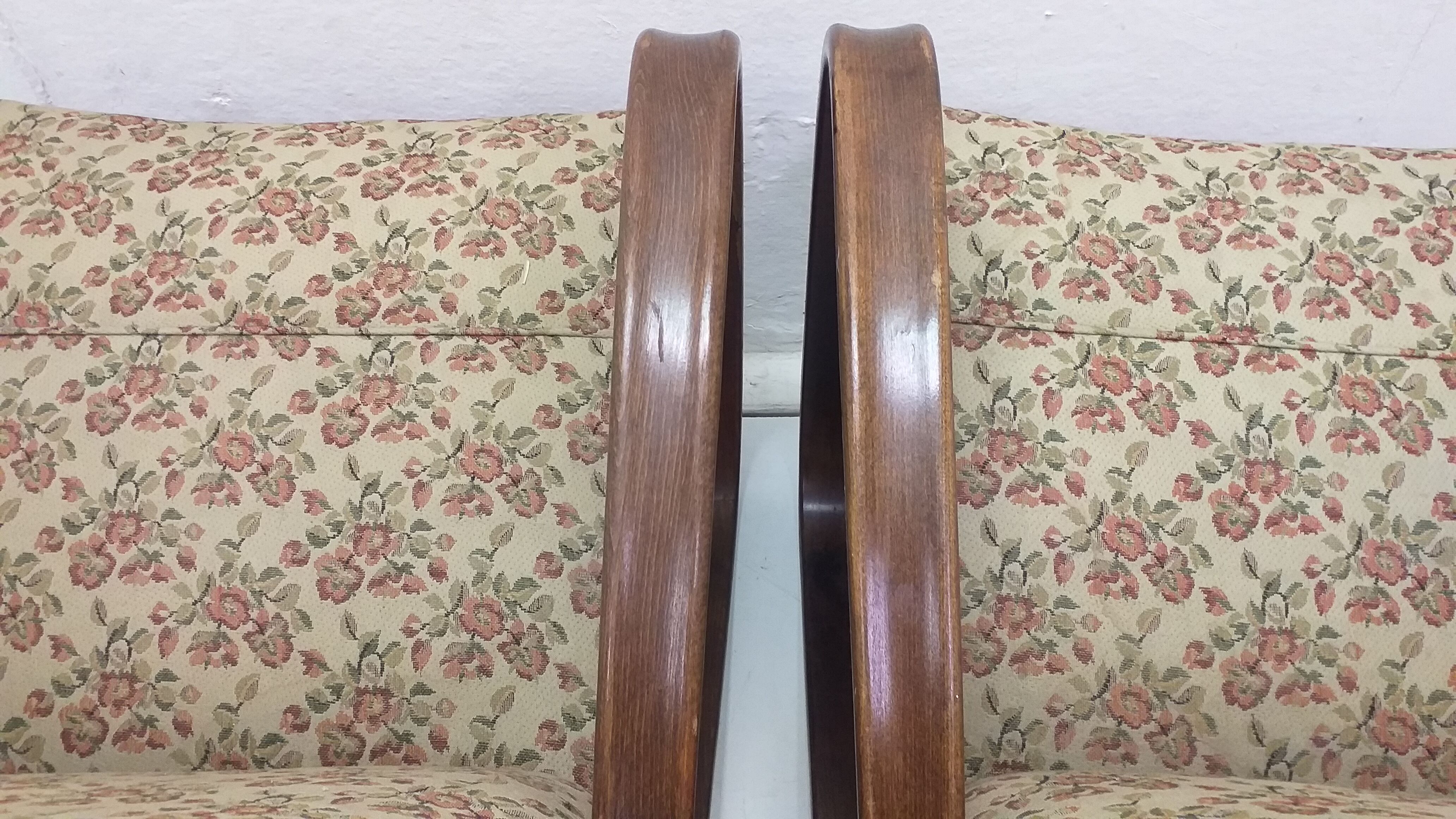 1960 2x Halabala Armchairs H 269 and spider table, Czechoslovakia