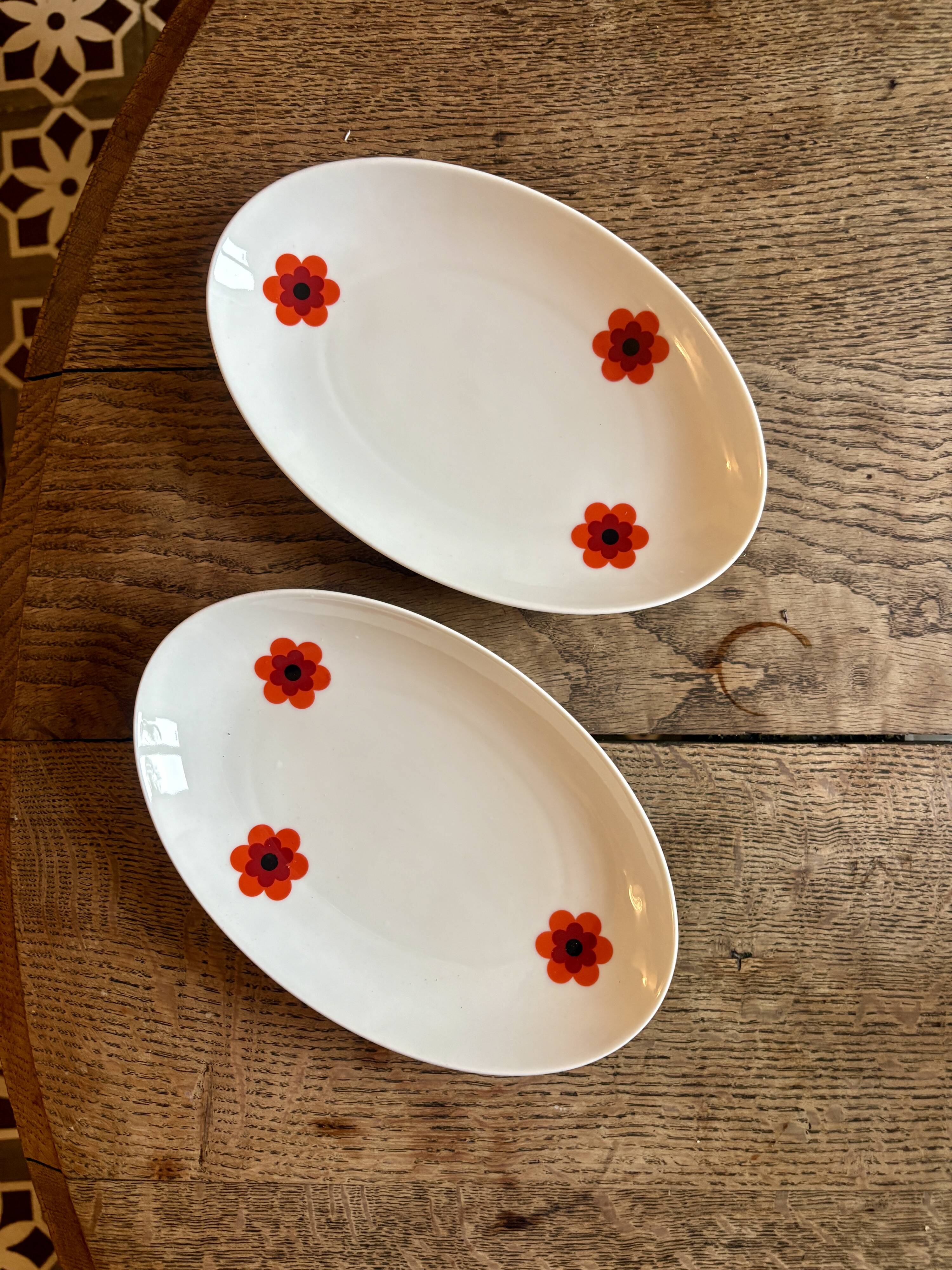 Set of 2 vintage Scherzer BAVARIA dishes.