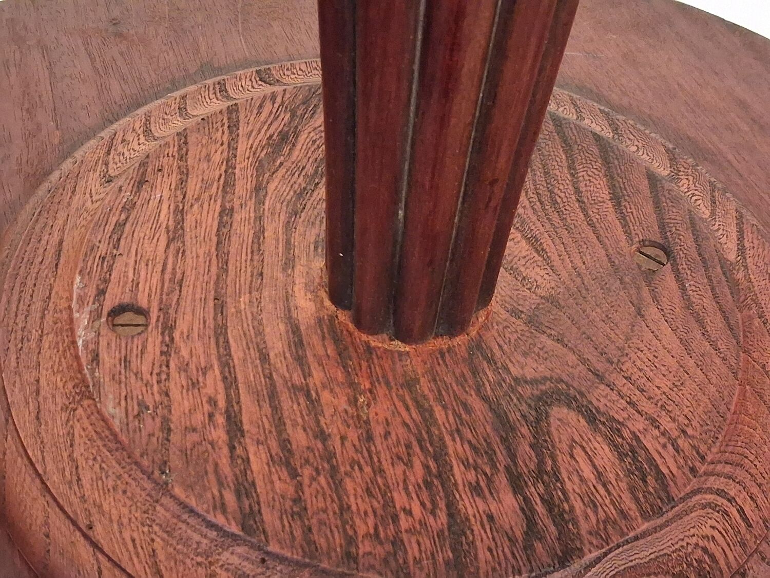 Mahogany gueridon