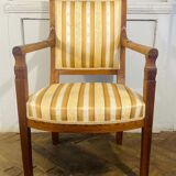 Fauteuil Directoire en hêtre or et tapisserie blanche France 19ème