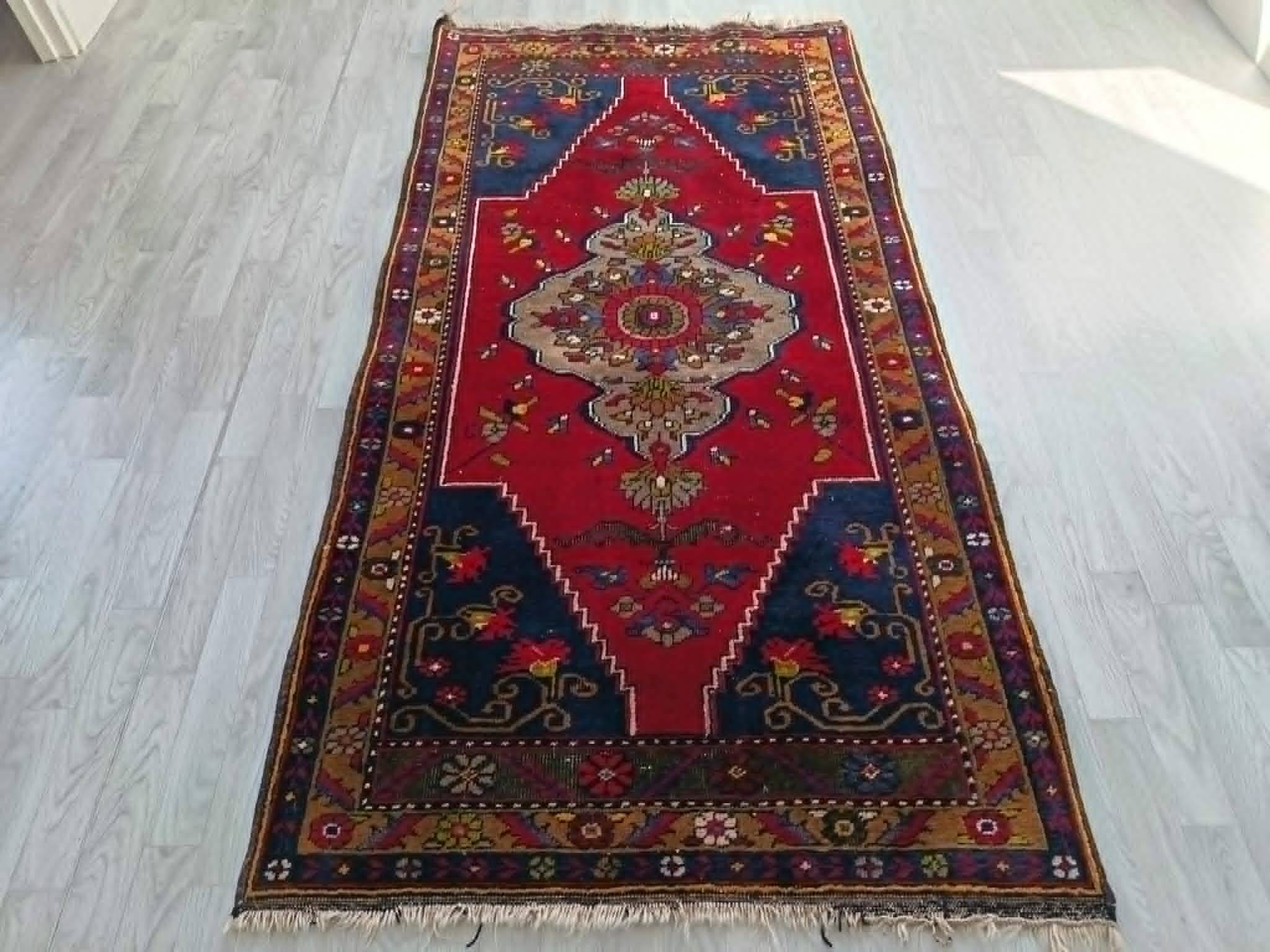 Handmade Yahyali carpet