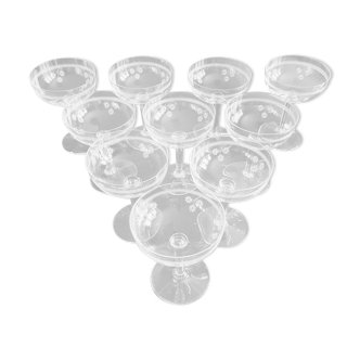 10 engraved glass champagne cups