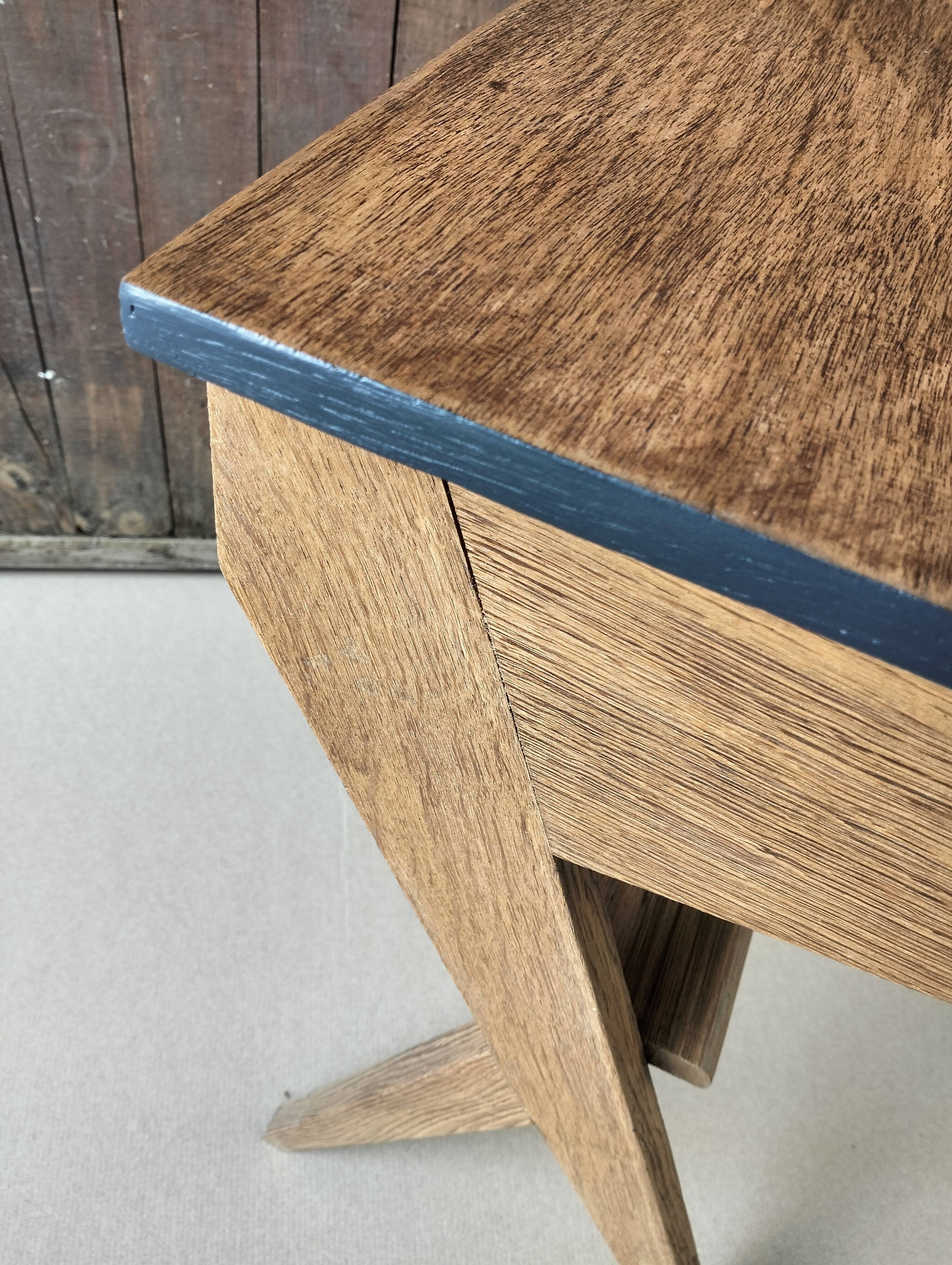 Table de chevet