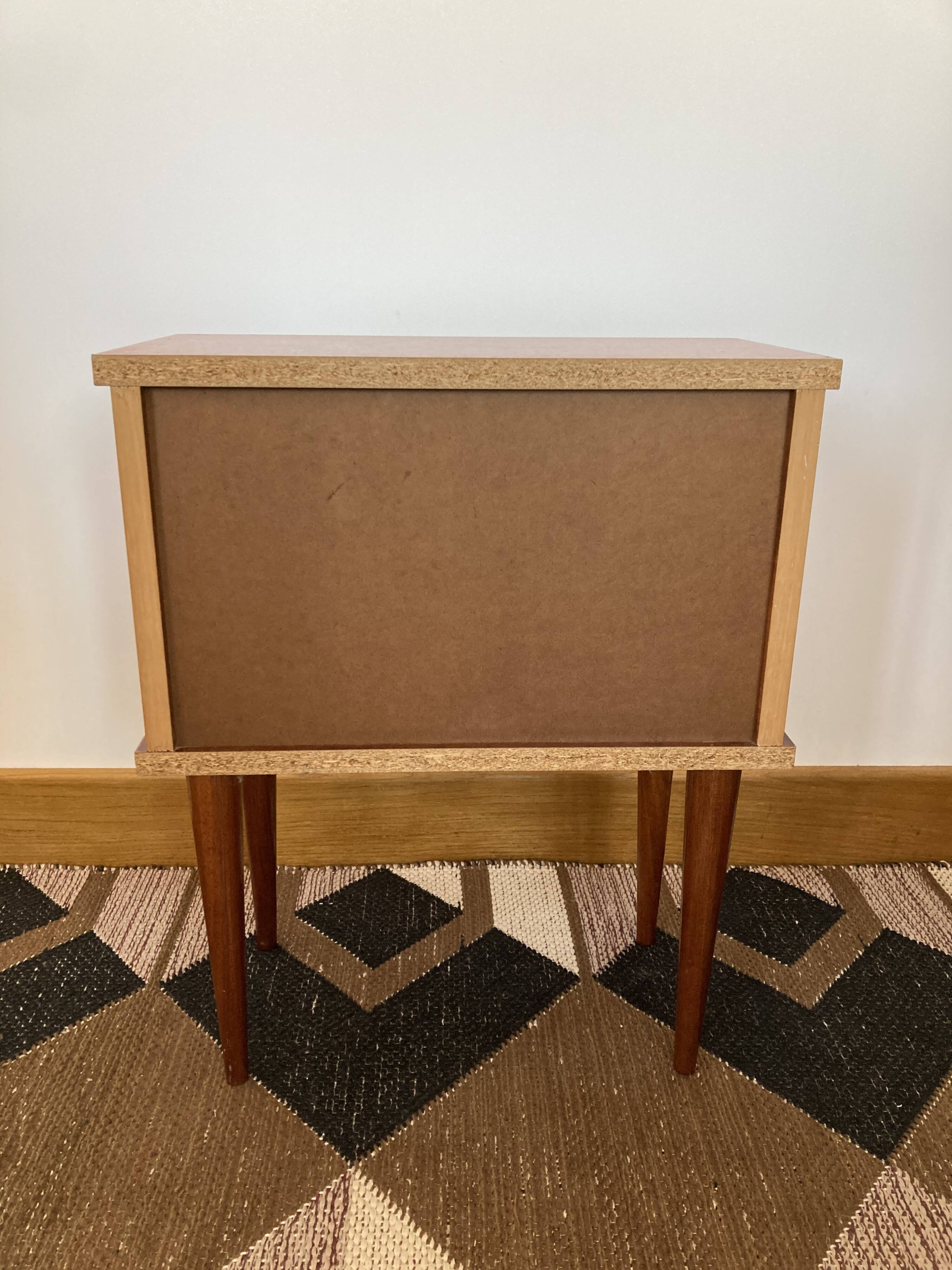 Bedside table compass legs