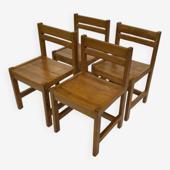 Suite de quatre chaises vintage en pin - Design