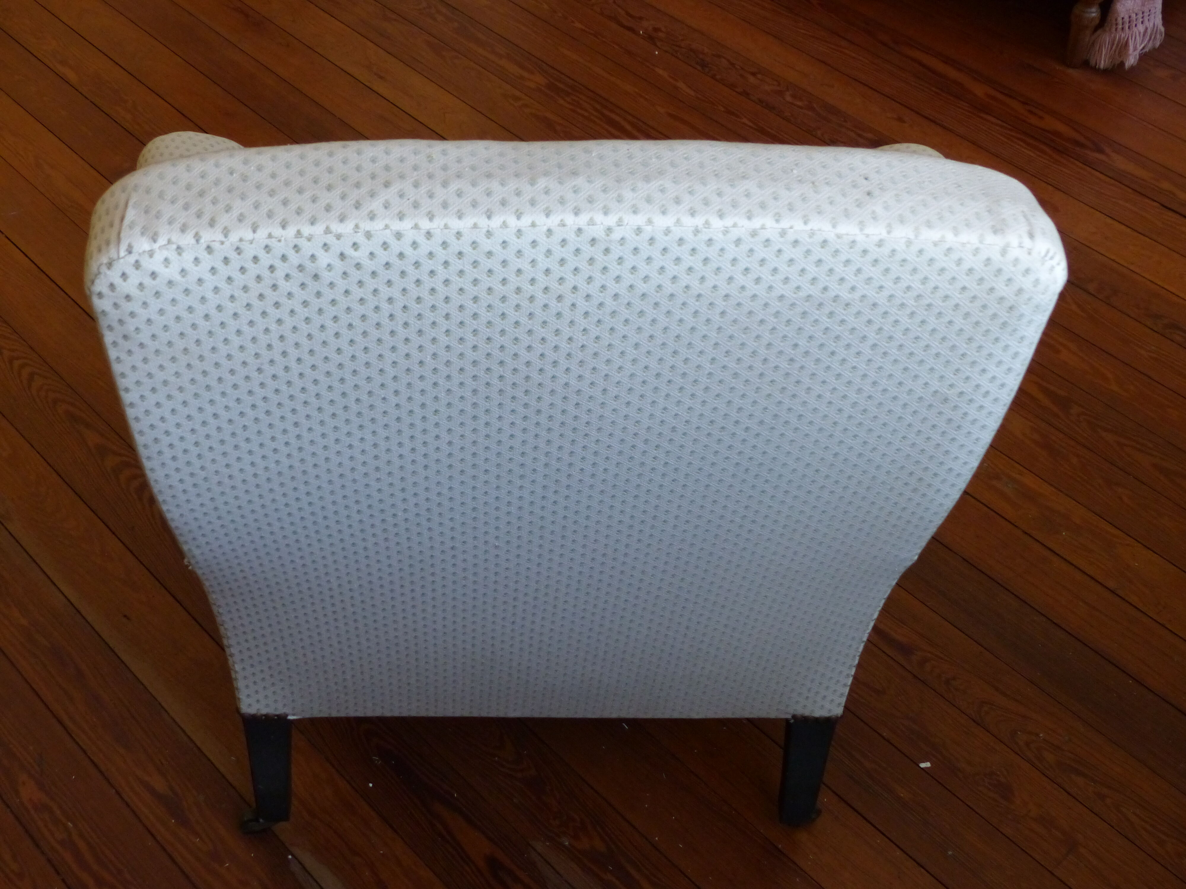 Toad style upholstery armchair debut 20°