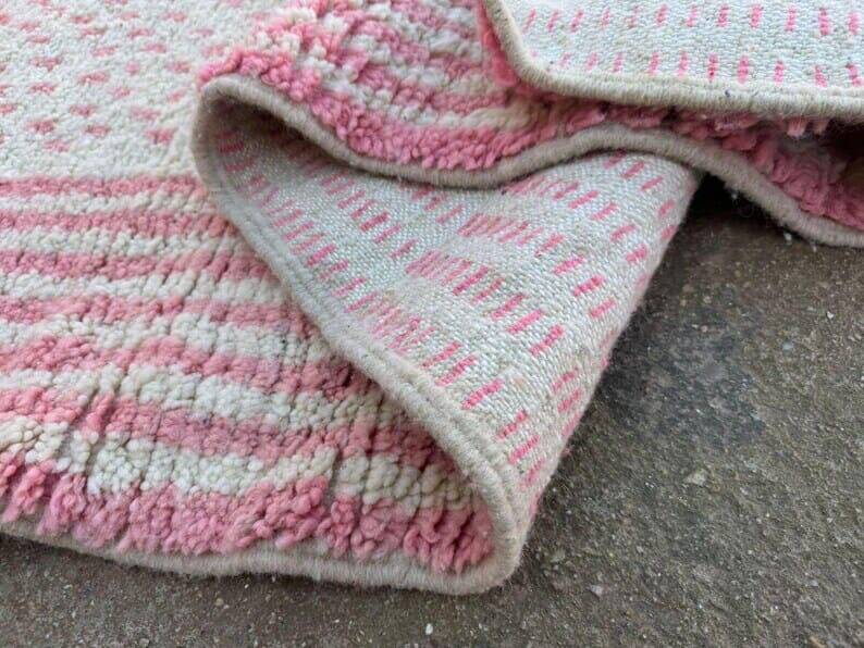 Hand-woven Berber Beni Ouraine rug