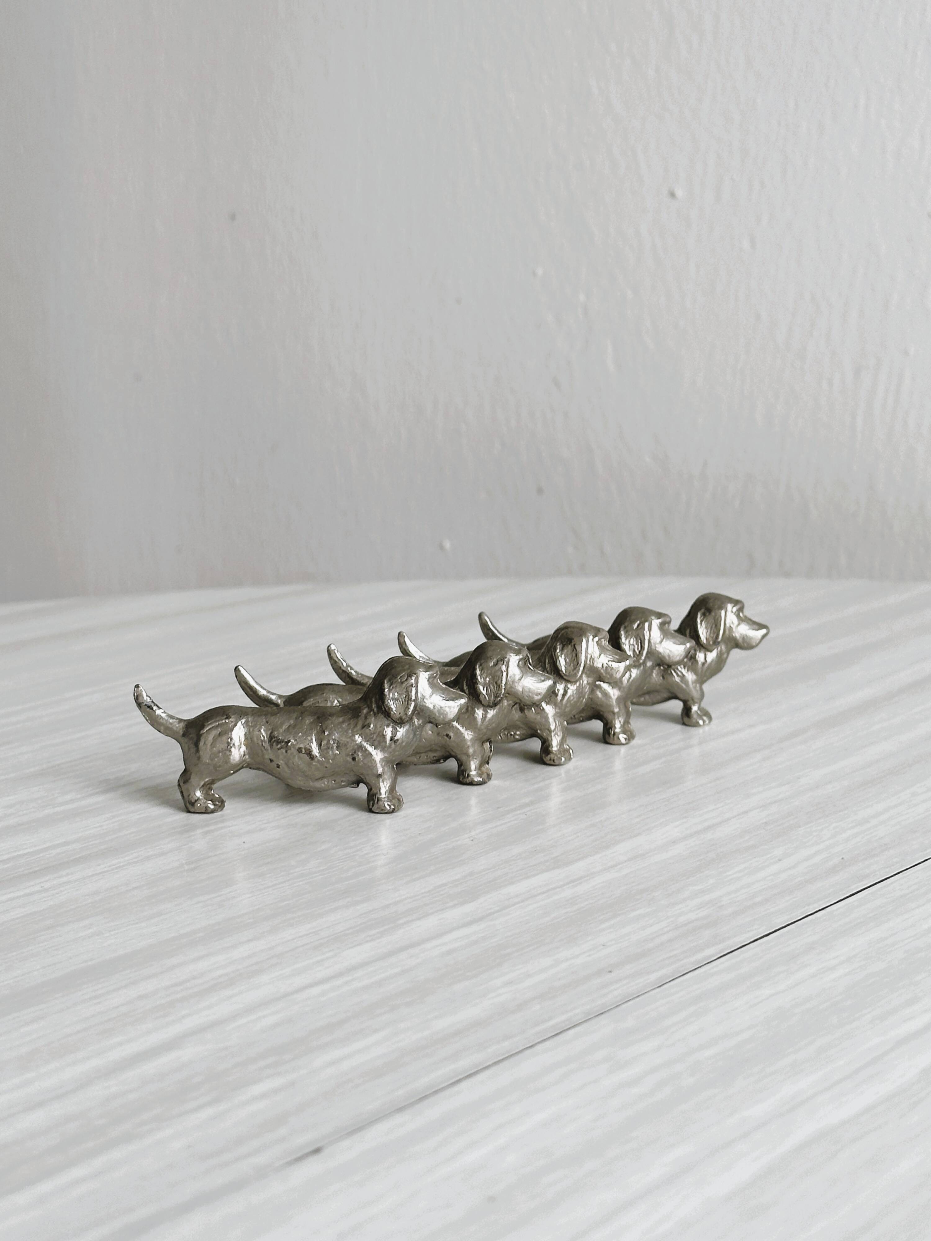Set of 5 dog knife holders