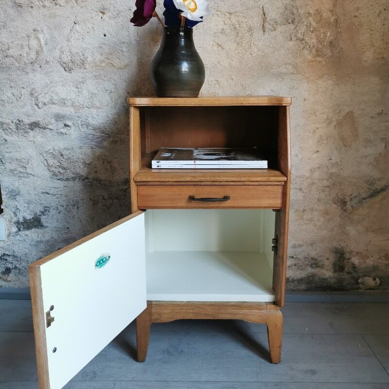 Bedside 50s