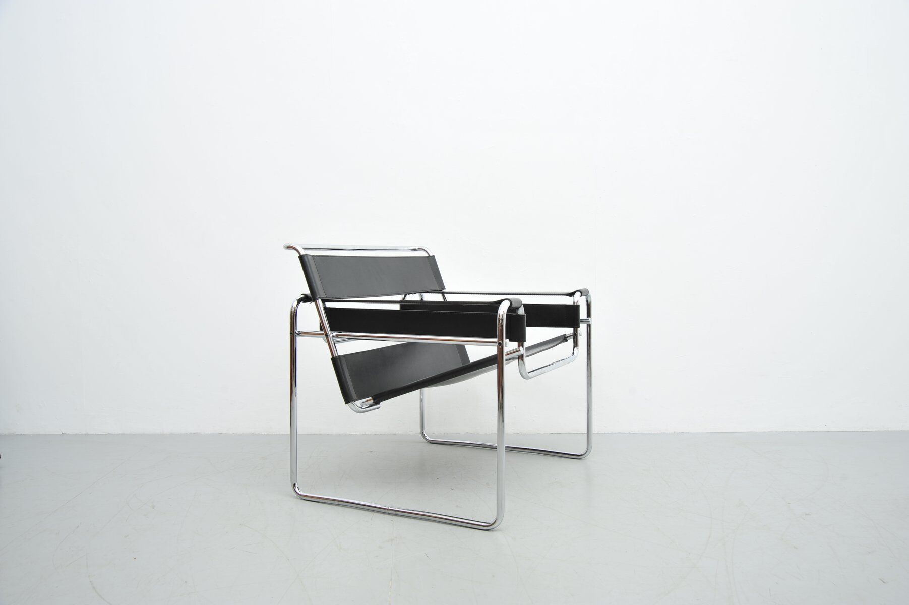 B3 Wassily chair by Marcel Breuer for Knoll