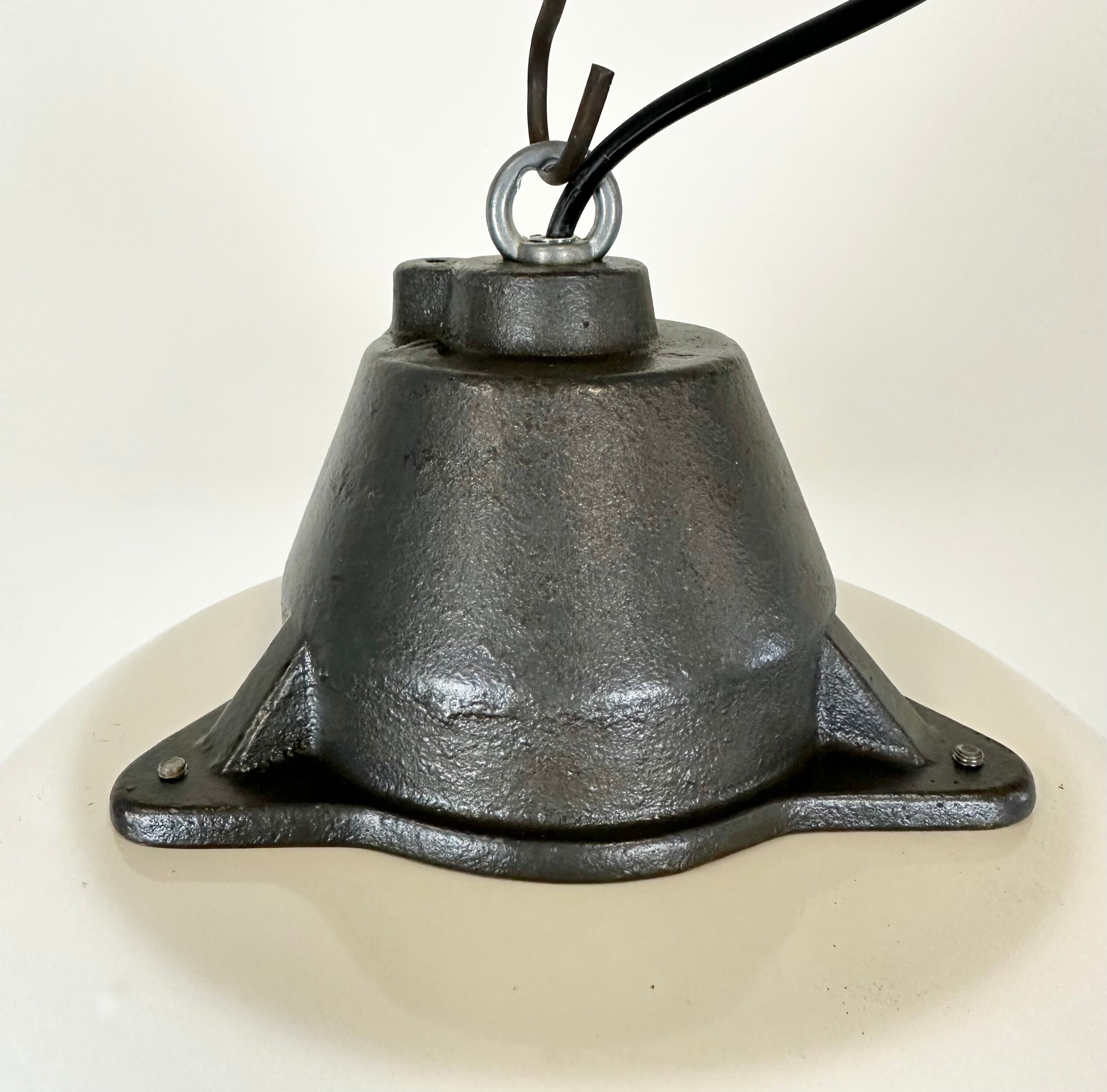 Enamel and cast iron industrial pendant light 1960s