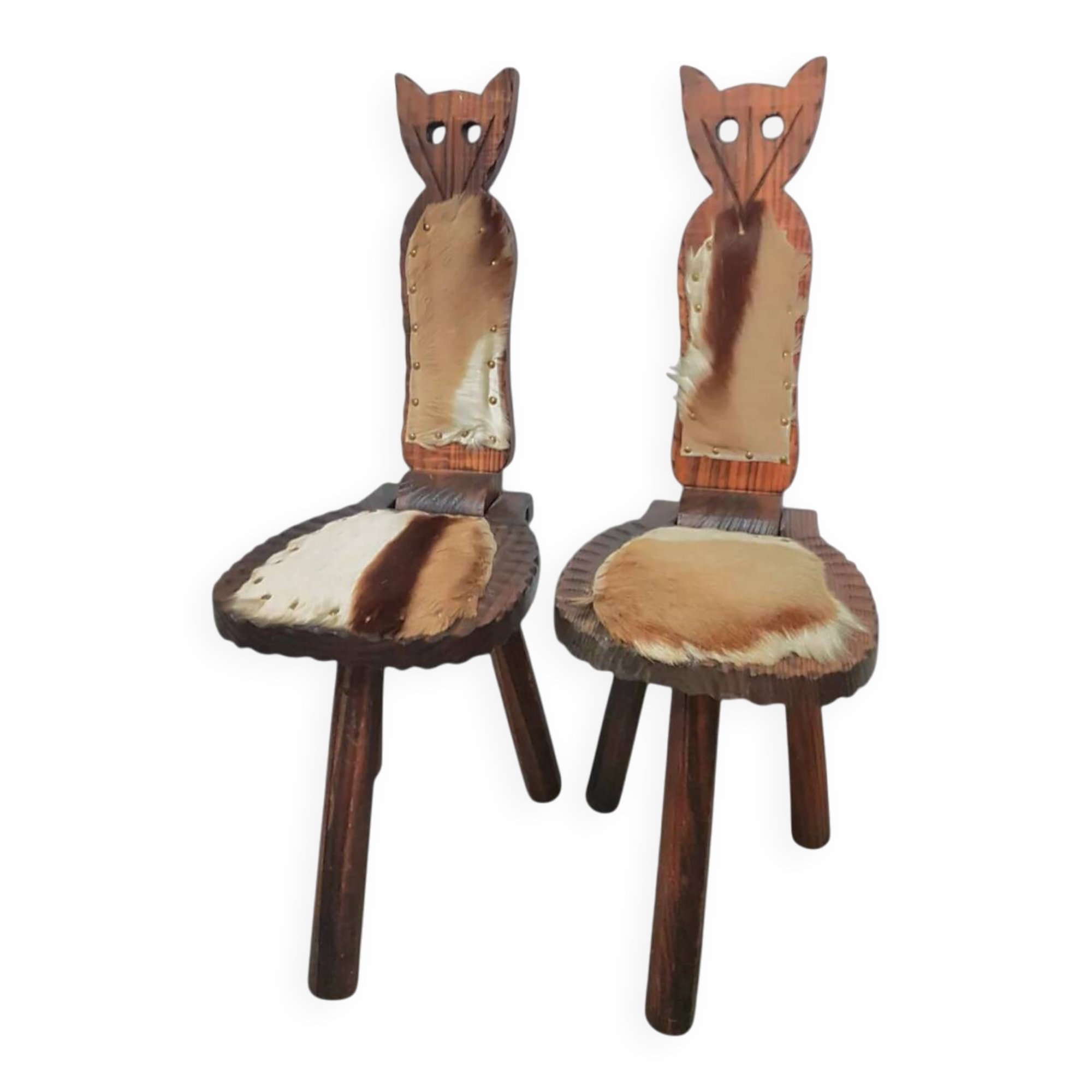 Brutalist cowhide cat tripod chairs / labeled made in Spain foldable backrest 1960s