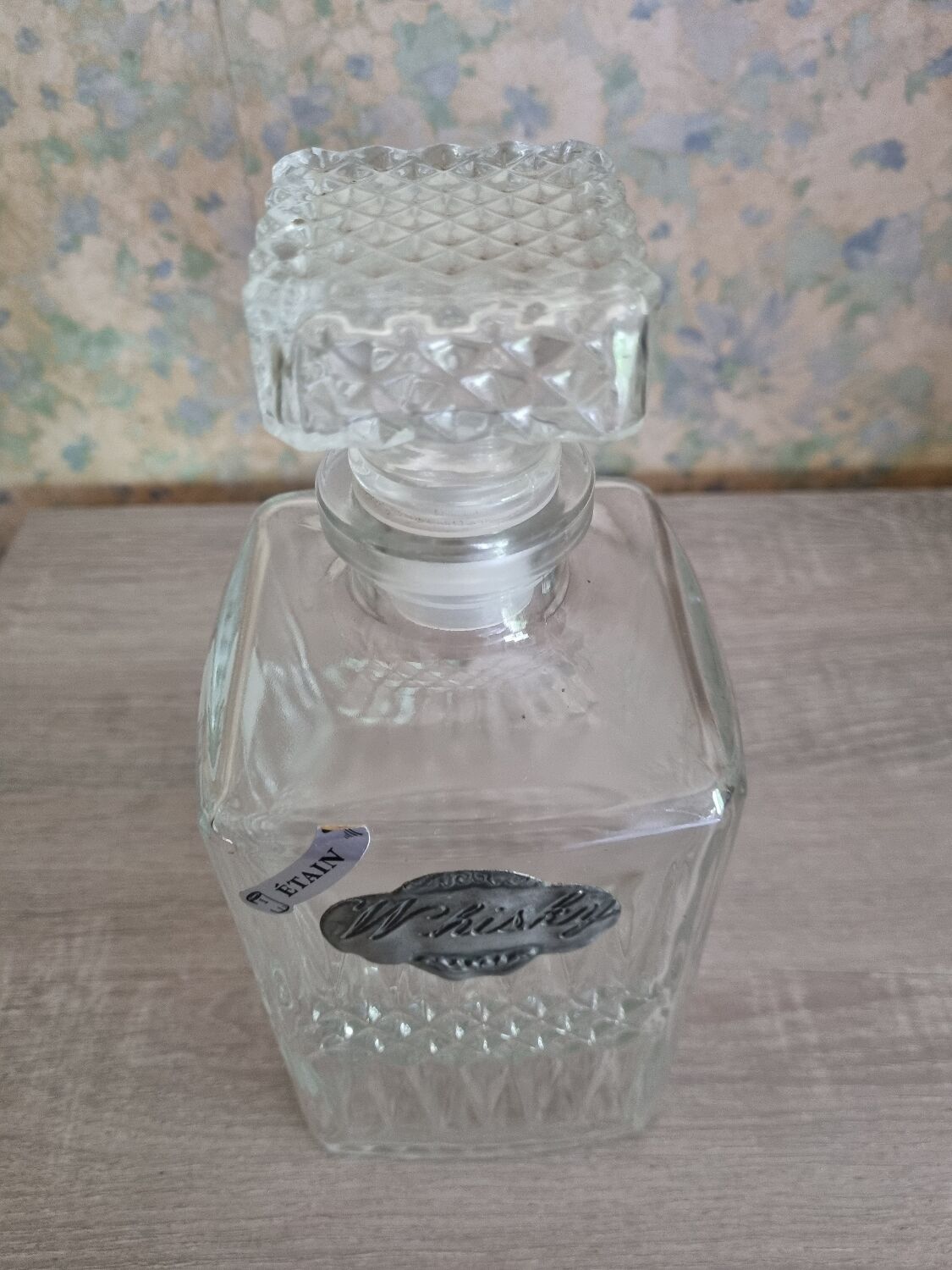 Carafe à whisky verre et étain  décor losanges et pointes