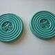 Paire de 2 sous verres/bouteilles en céramique turquoise et or