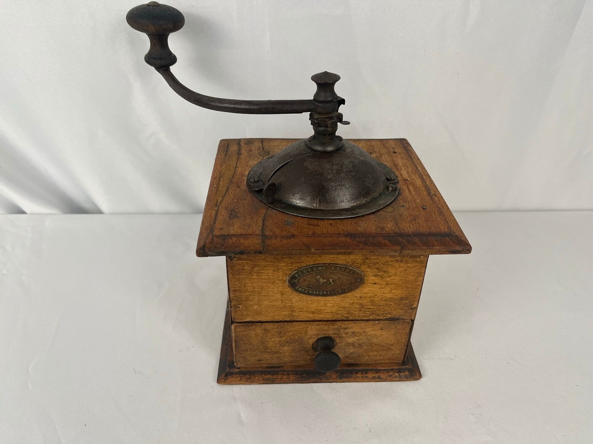 Wood and metal coffee grinder Peugeot Frères circa 1900