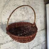 Basket of popular art in wicker – Handle carved with snakes – 20th century