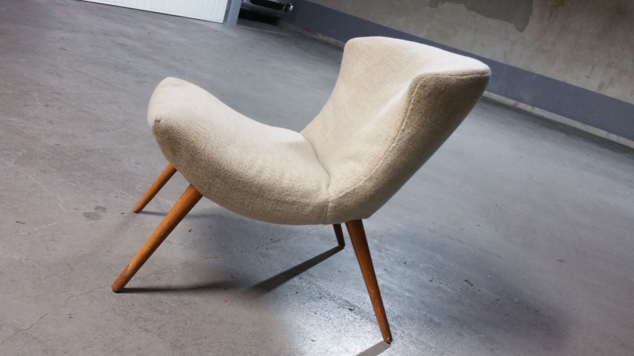 50s 60s beige low chair