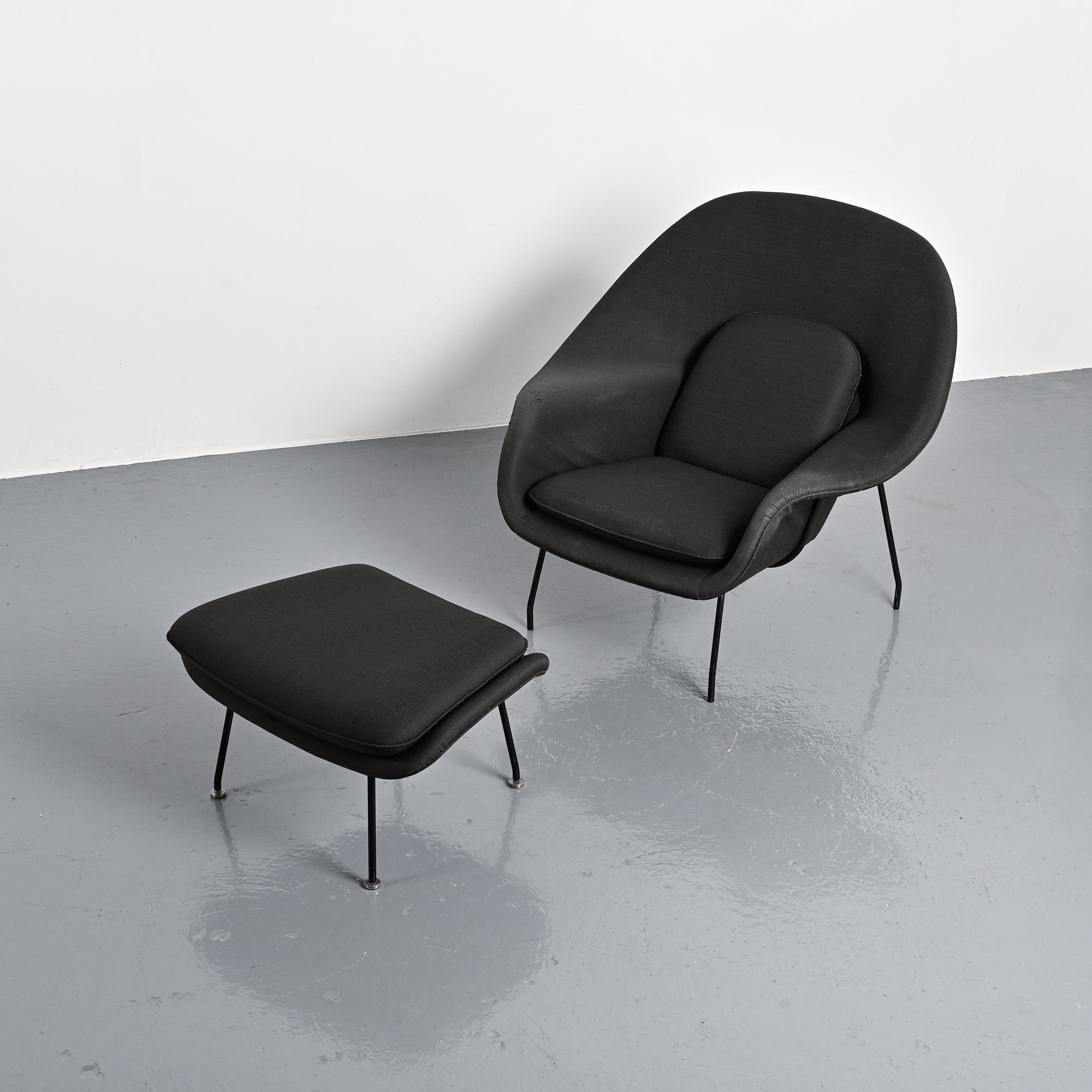 Womb Chair 2nd edition by Eero Saarinen, Knoll around 1970