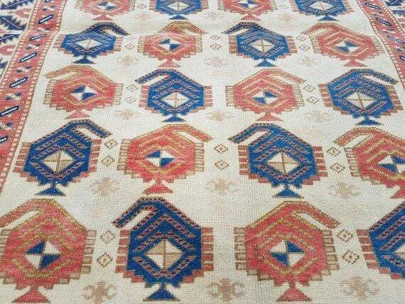 Vintage Turkish handmade rug 110x177 cm