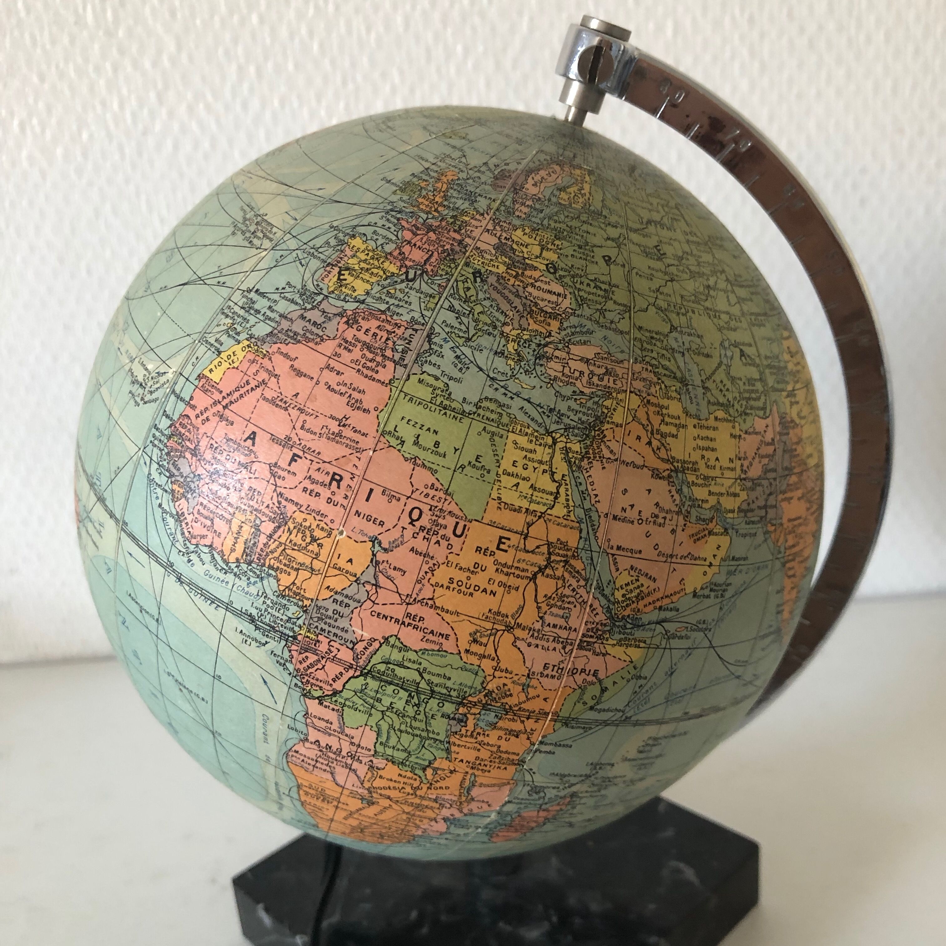 Globe glass Perrina marble vintage 1960 22cm