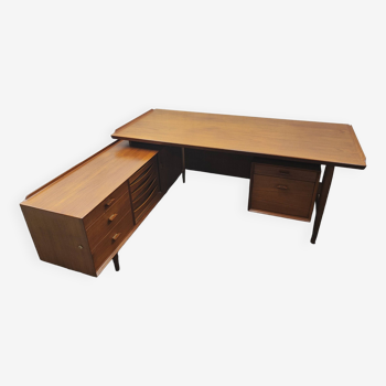 Bureau scandinave Arne Vodder modèle 209