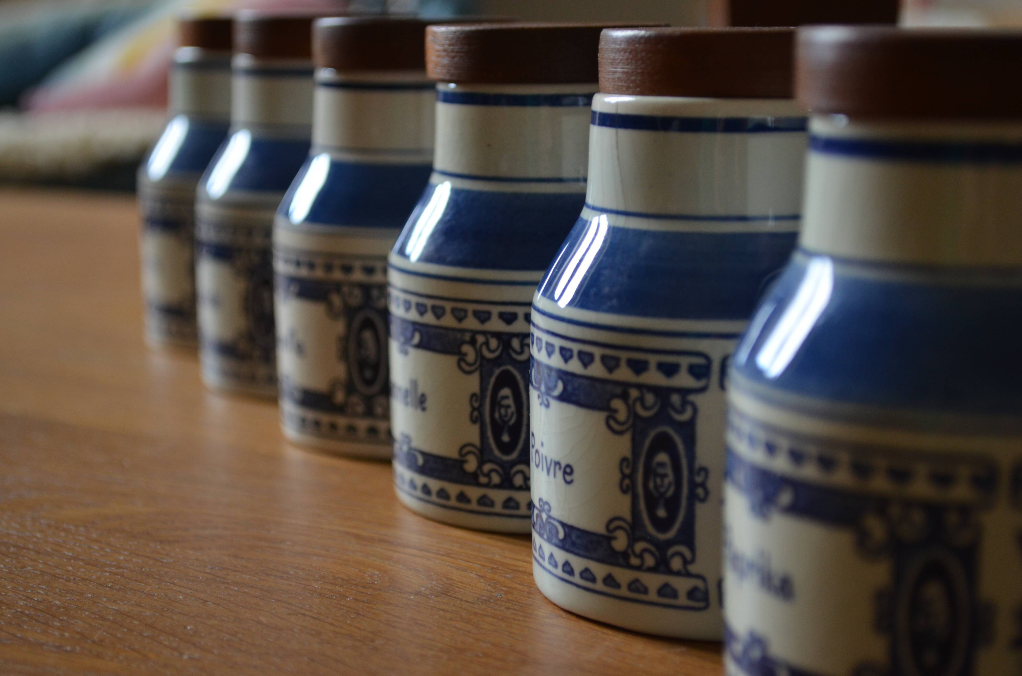 Delft earthenware grocer