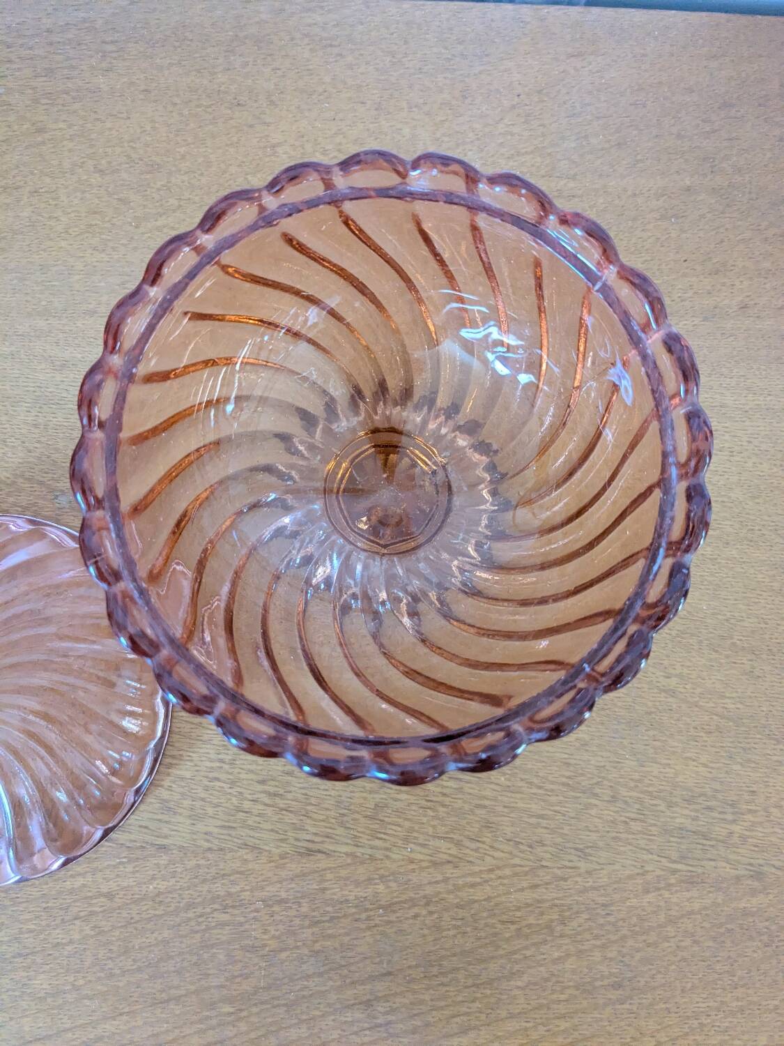 Vintage bonbonnière