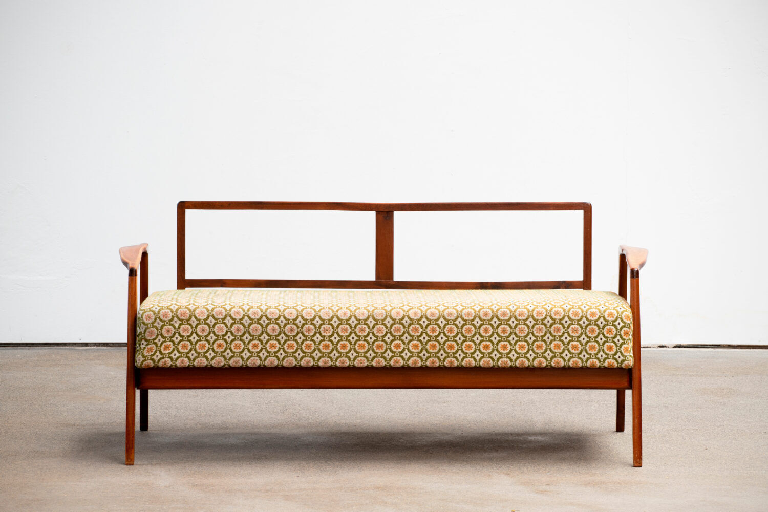 Vintage Danish Sofa Bed / Sofa 1960
