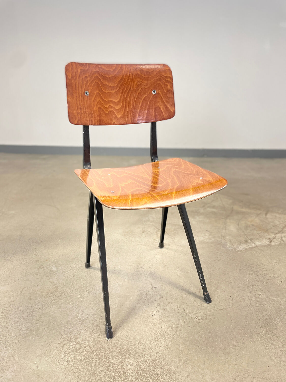 Result Friso Kramer wooden chair, 50s, Netherlands