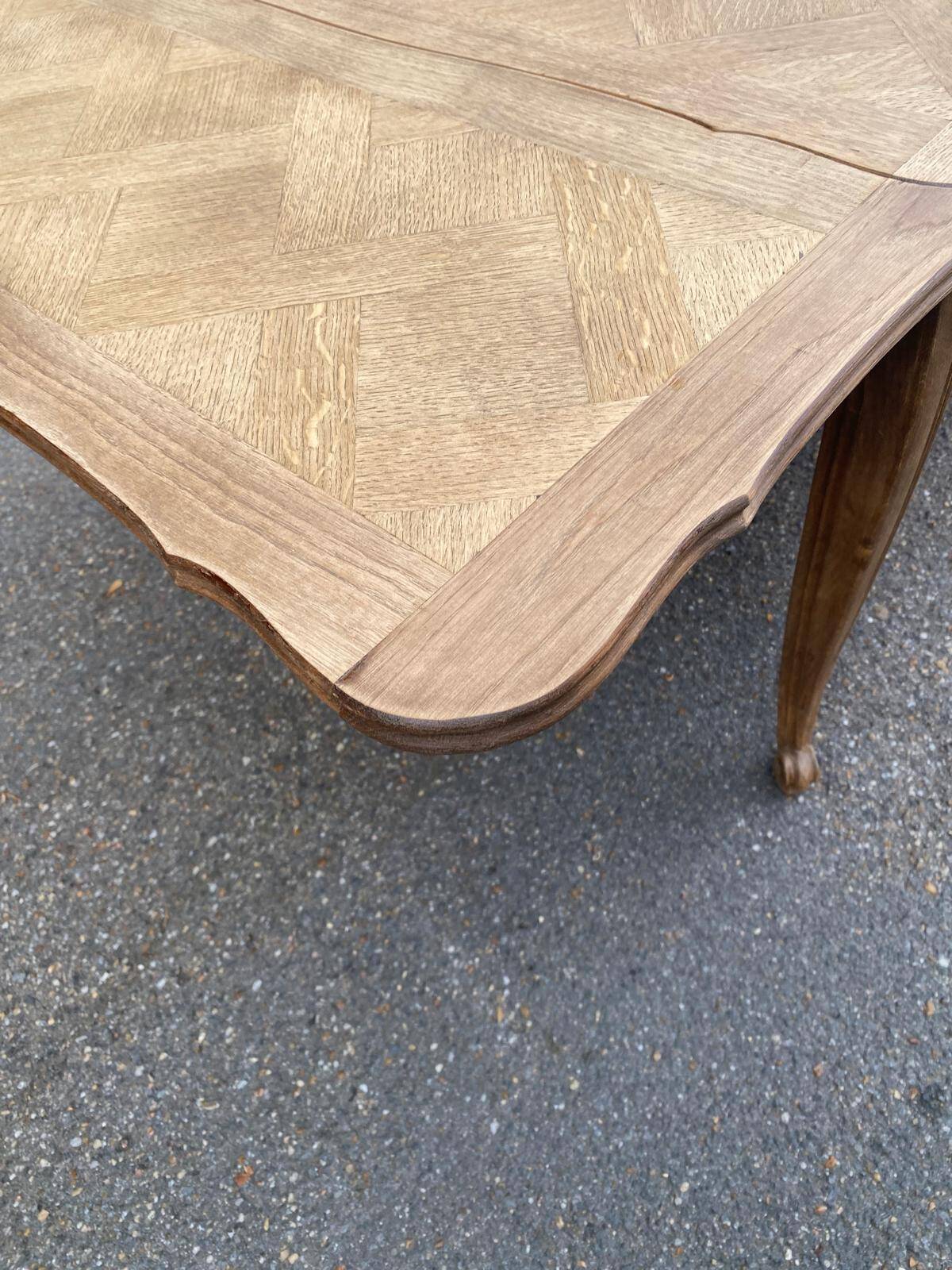 Table à manger Louis XV extensible XVIIIème rénovée en chêne massif 200