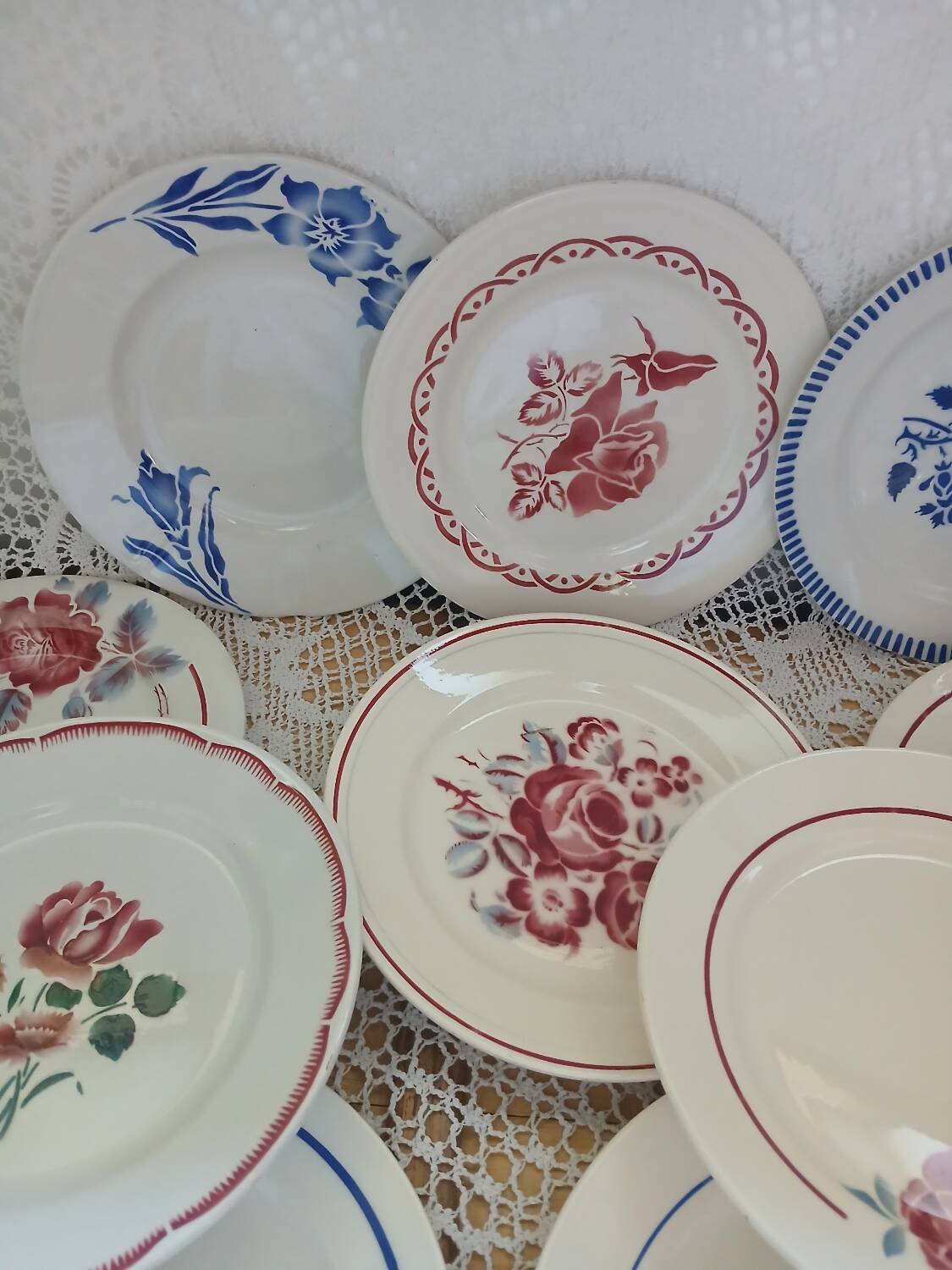 10 assiettes plates anciennes dépareillées