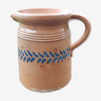 Glazed terracotta milk pot from Alsace