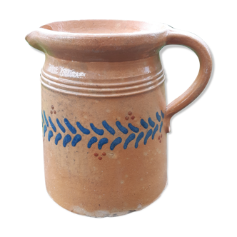 Glazed terracotta milk pot from Alsace