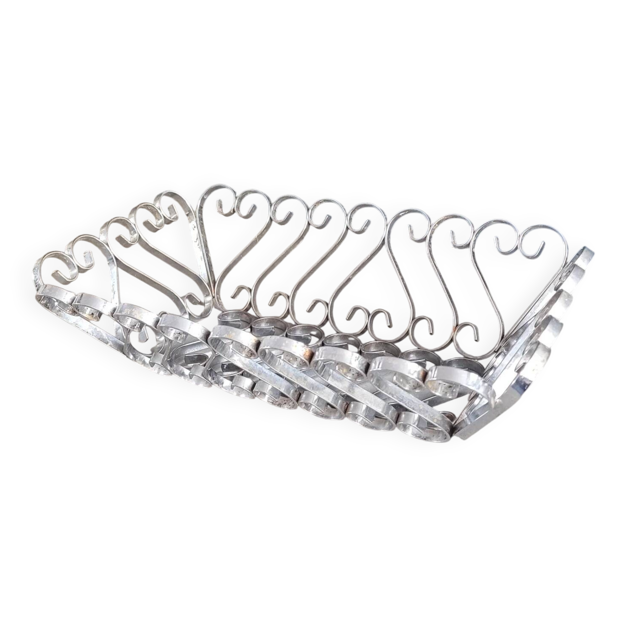 Vintage bread basket in forged chrome-plated metal