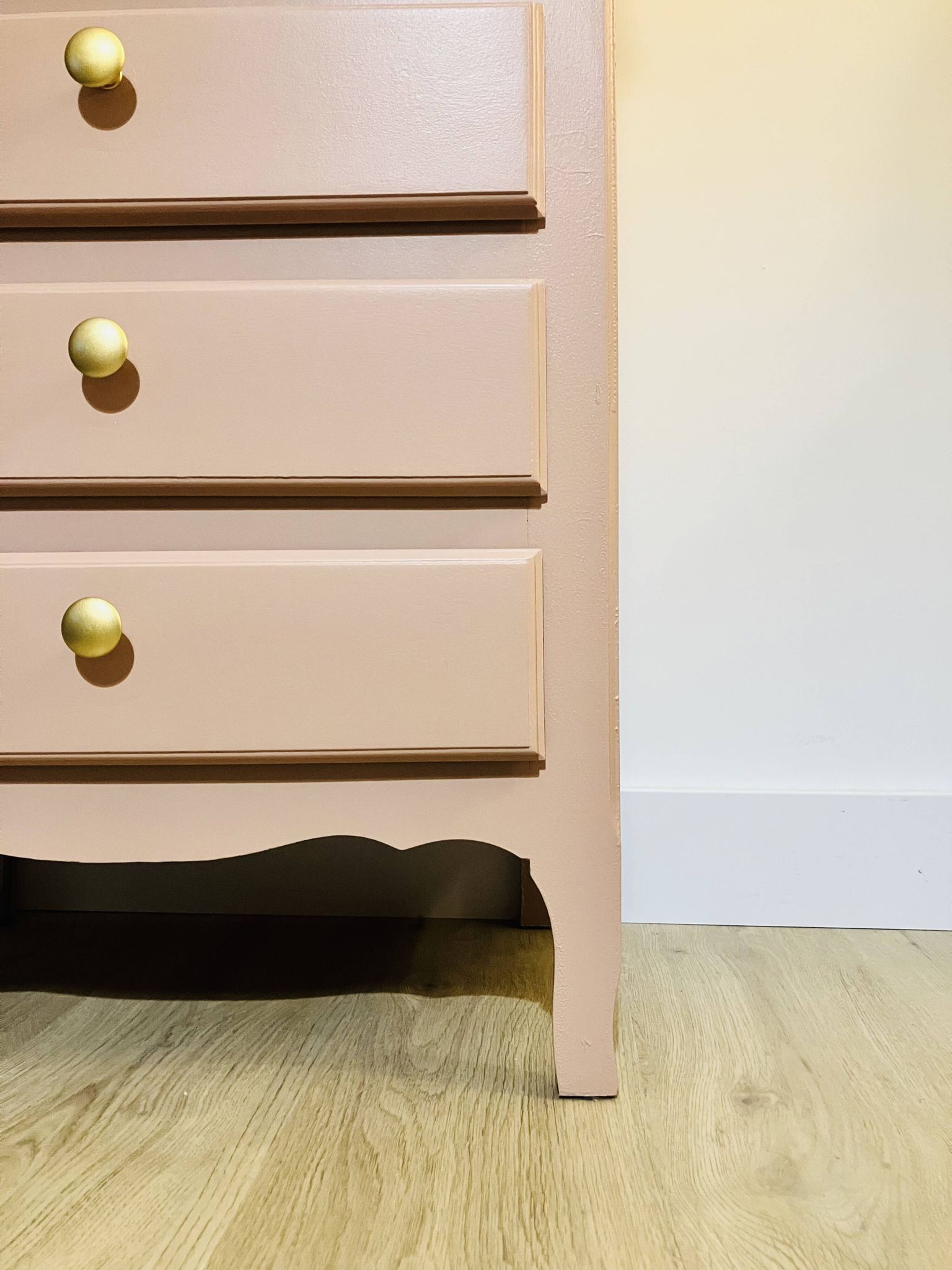 Chiffonnier en bois rose