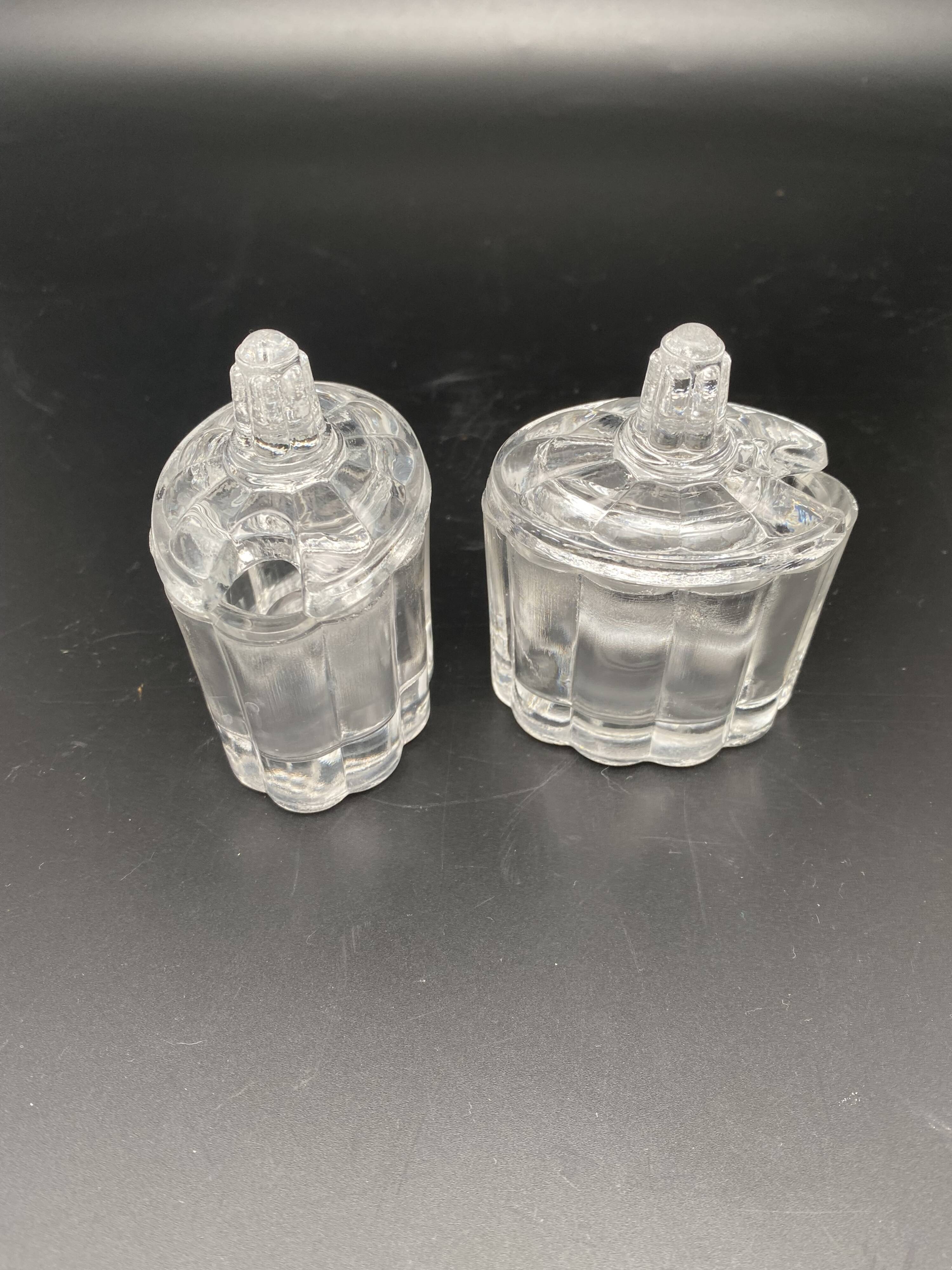 Duo salt shaker & pepper shaker in transparent worked glass