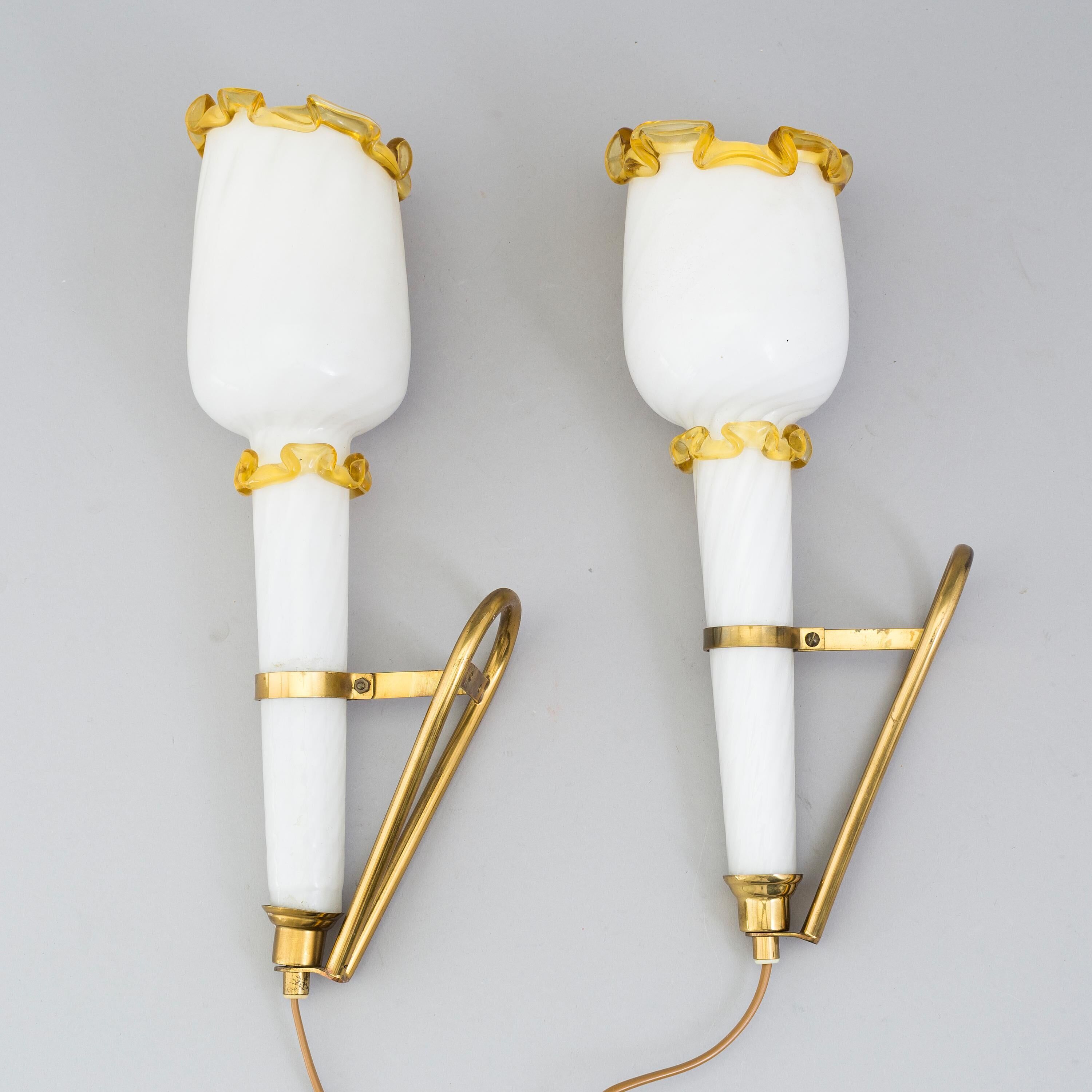 Pair of Murano wall lights Italy 1940