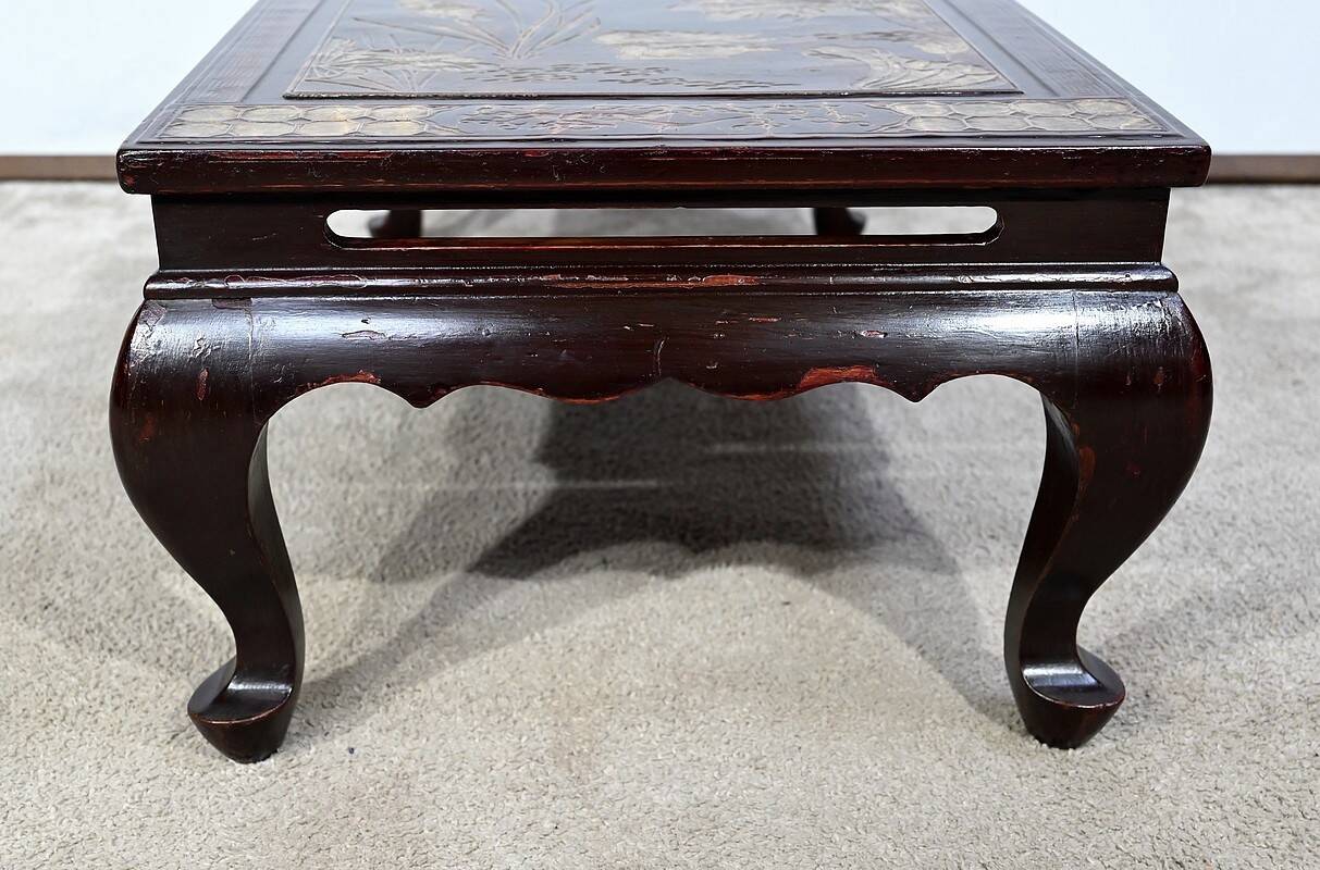 Lacquered Wooden Coffee Table, China – 1960