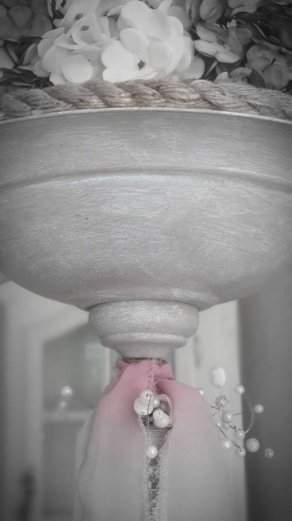 Torchère effet blanchi sur bois